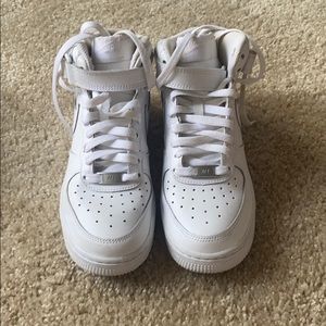 NEW Nike Air Force 1 5Y (women’s 7)